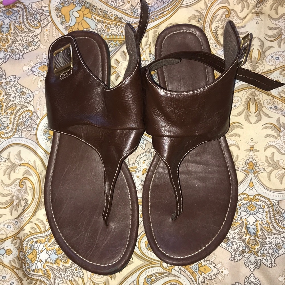 Sandals - Picture 3 of 3